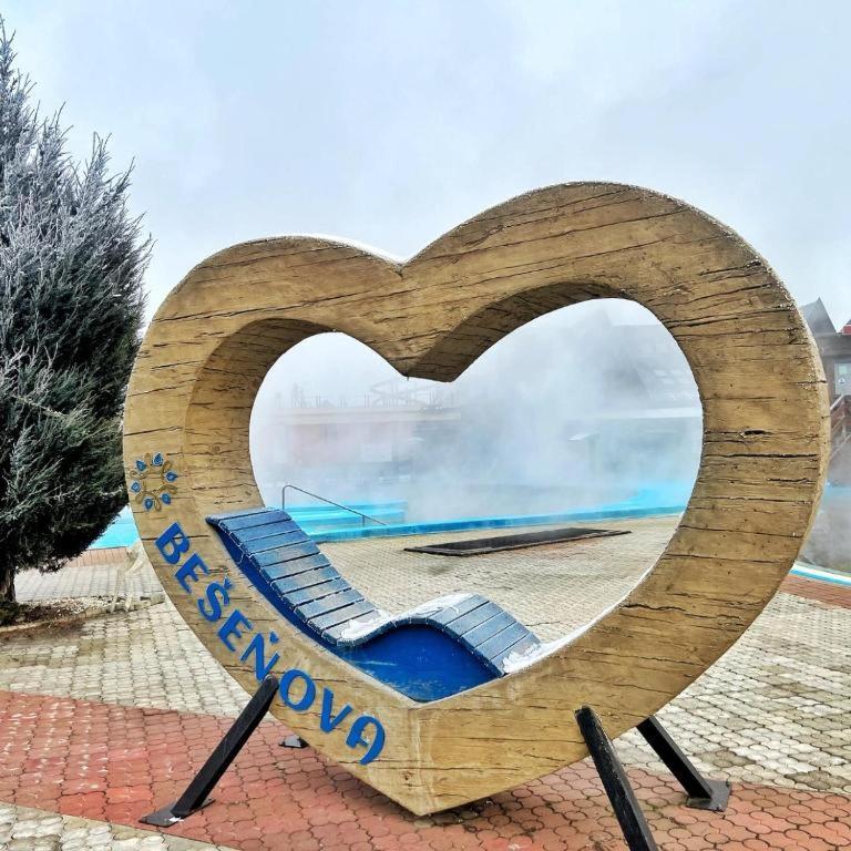 Apartman Sienna Bešeňová Exterior foto